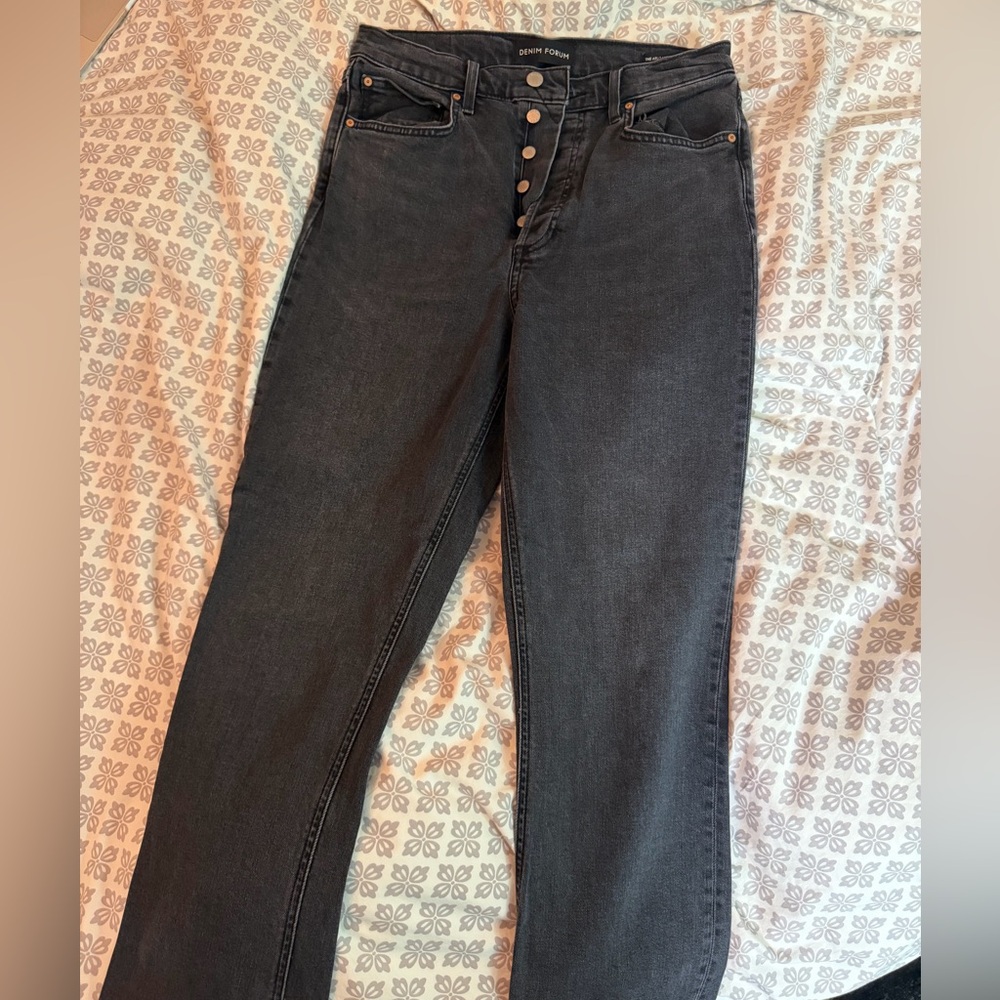 Denim form, black jeans